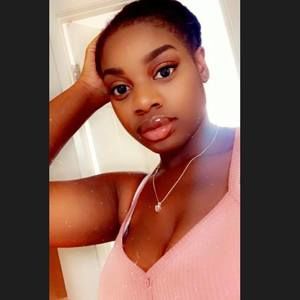 Meet your Posher, Deanna